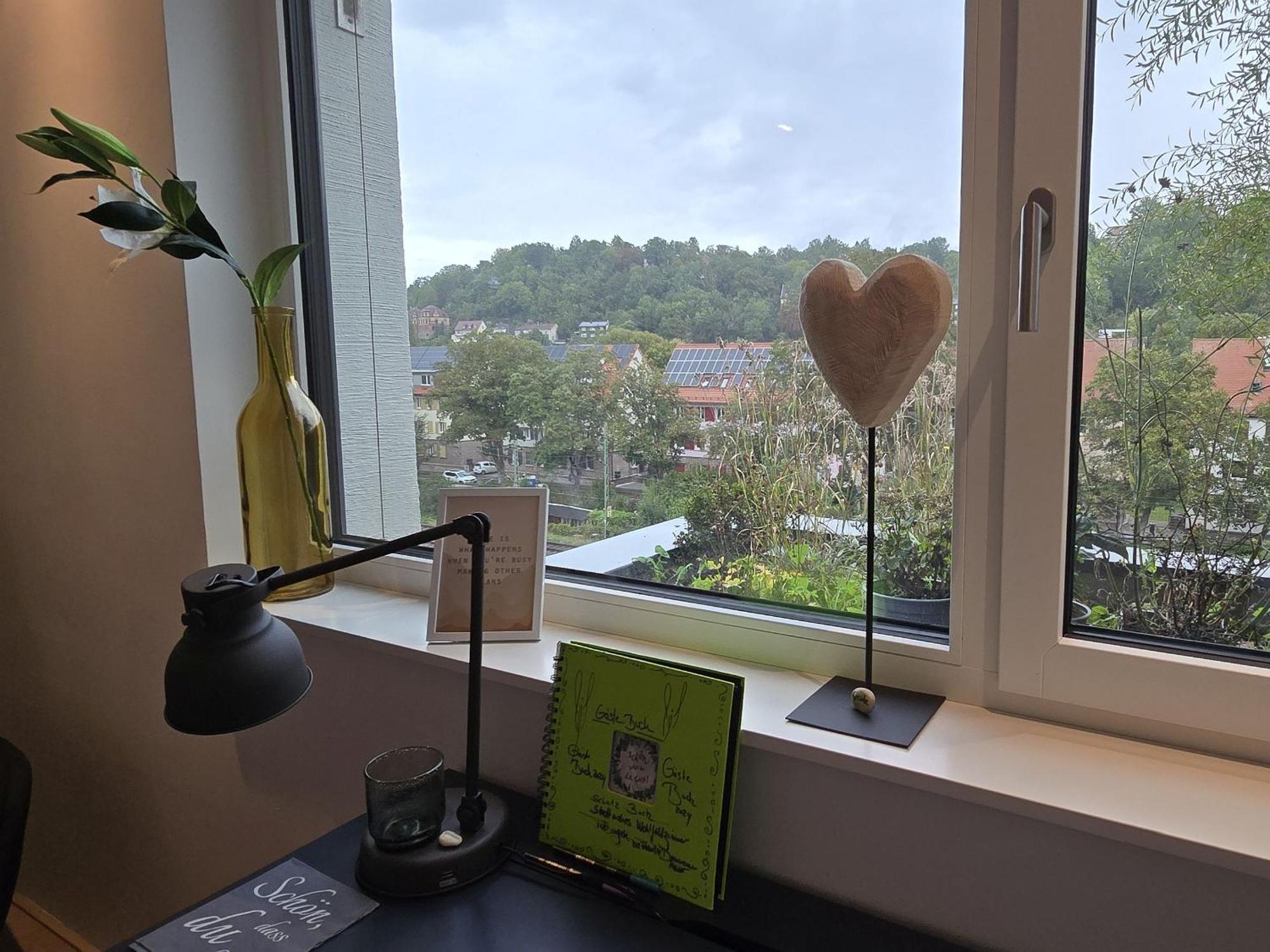 Stadtnahes Gaestezimmer Im Penthouse Bei Esi Tuebingen Exterior photo