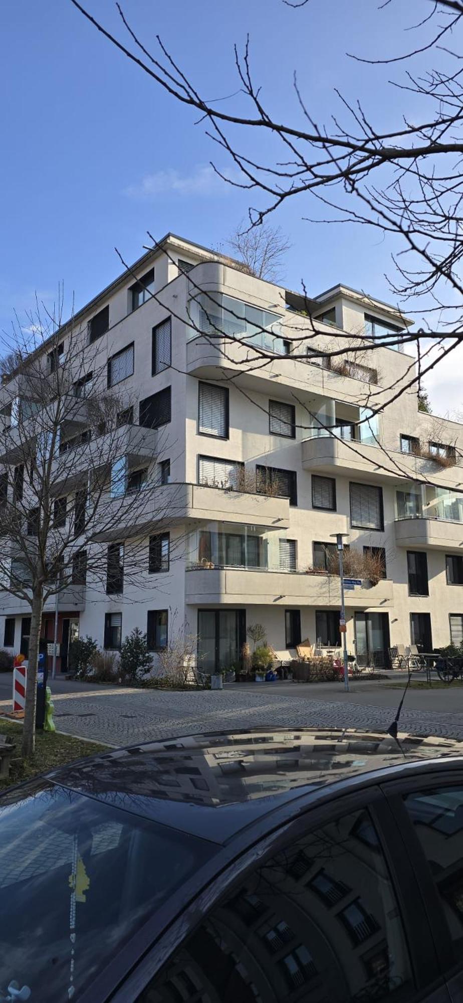 Stadtnahes Gaestezimmer Im Penthouse Bei Esi Tuebingen Exterior photo